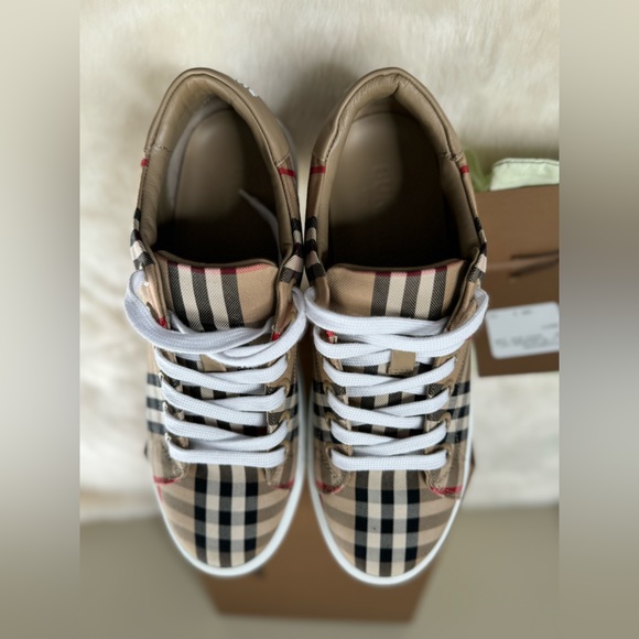 SOLD Burberry Women's Albridge Lace Up Sneakers - Picture 4 of 7